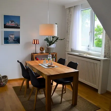 Flurstrasse - Og Rechts Apartment